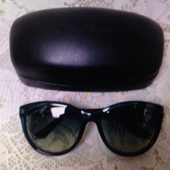 Salvatore Ferragamo Italy SF7605, Teal Sun Glasses main image 8